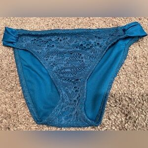 NWOT Blue. Bikini bottom. Size small
